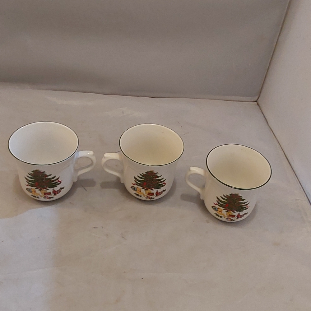 Vitromaster Festive Holiday Cups Set Of 3